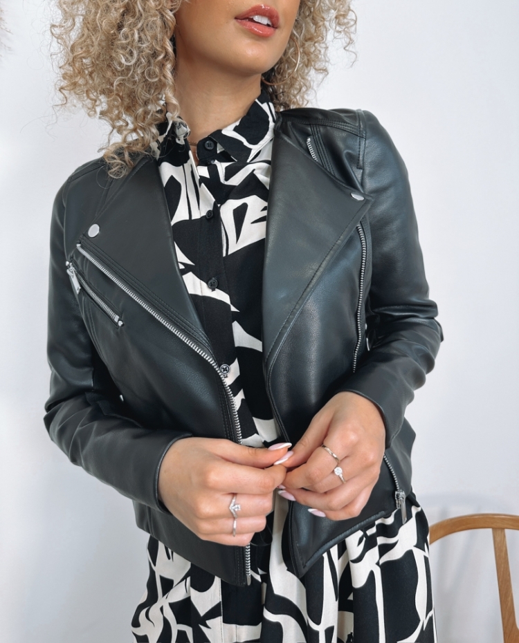 VMRILEY RIO SHORT COATED JACKE 177868 Black