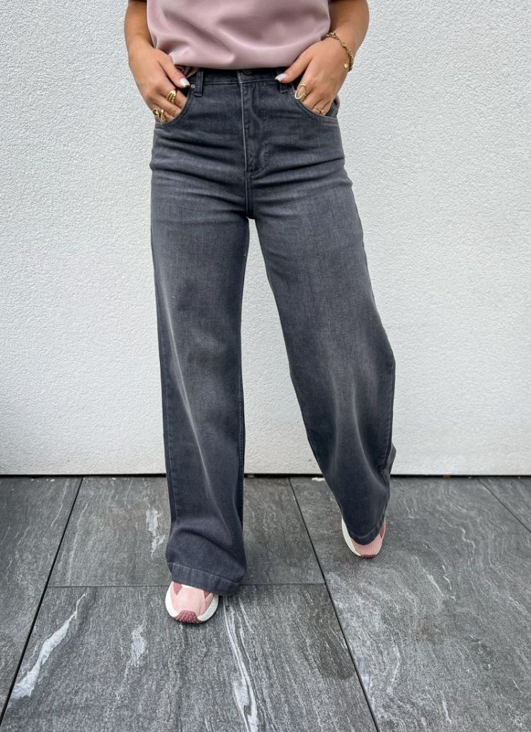  01113 GREY DENI