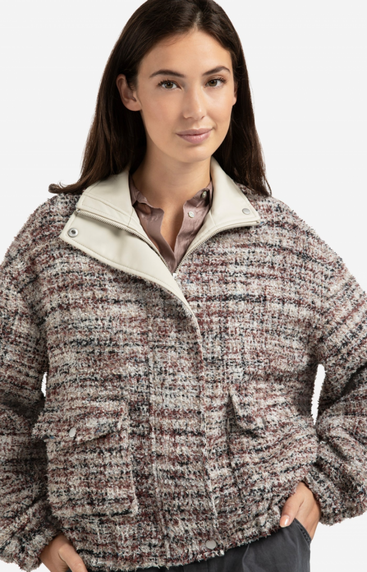  990161 BLUSH PI