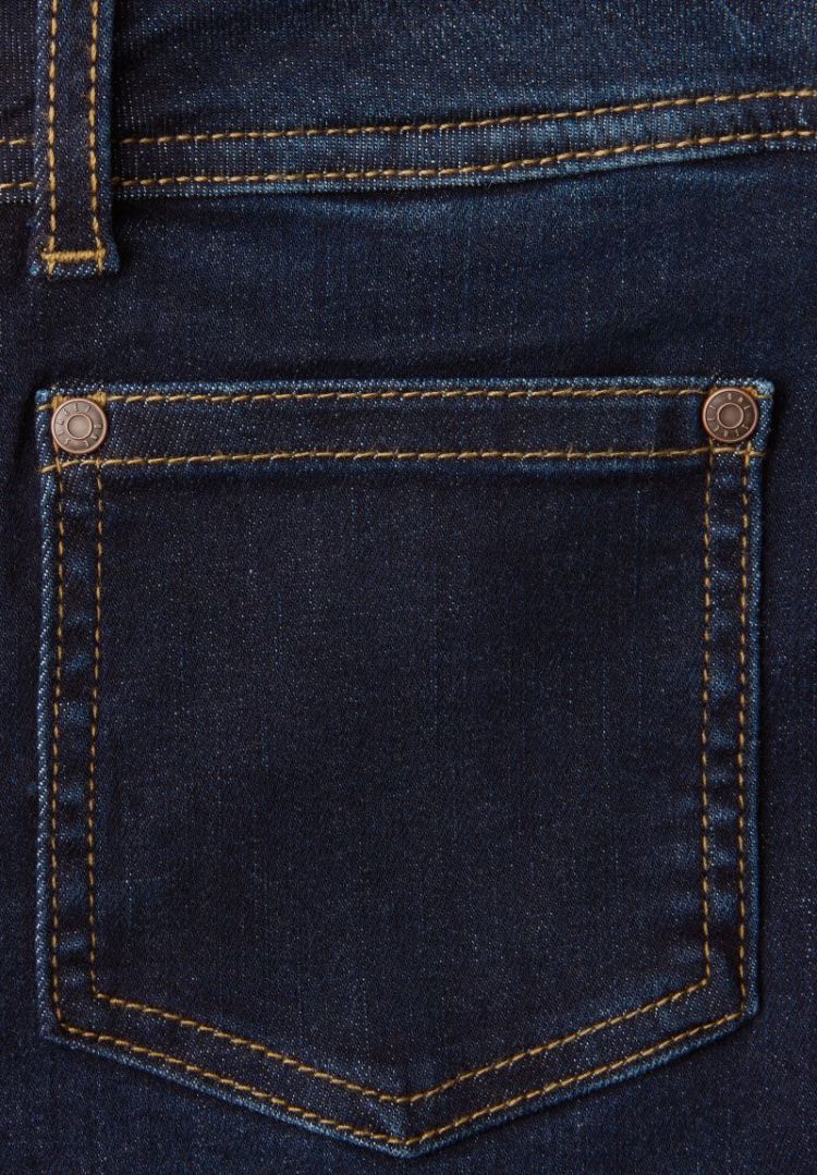  17784 Deep blue
