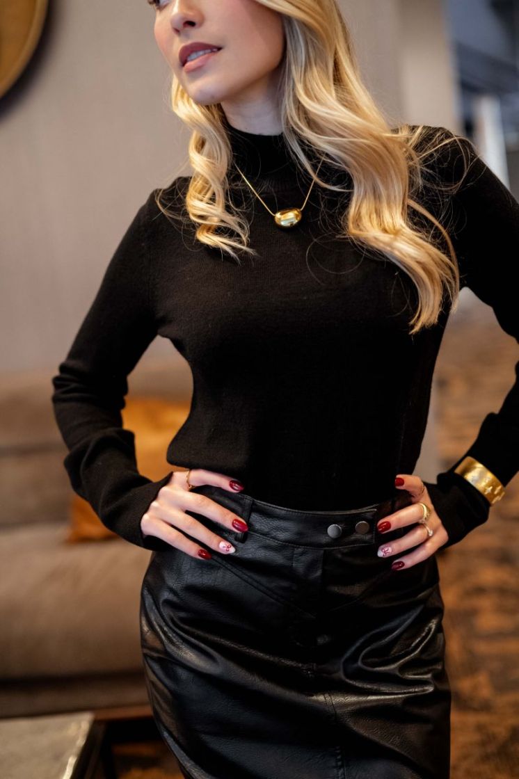  00001 BLACK
