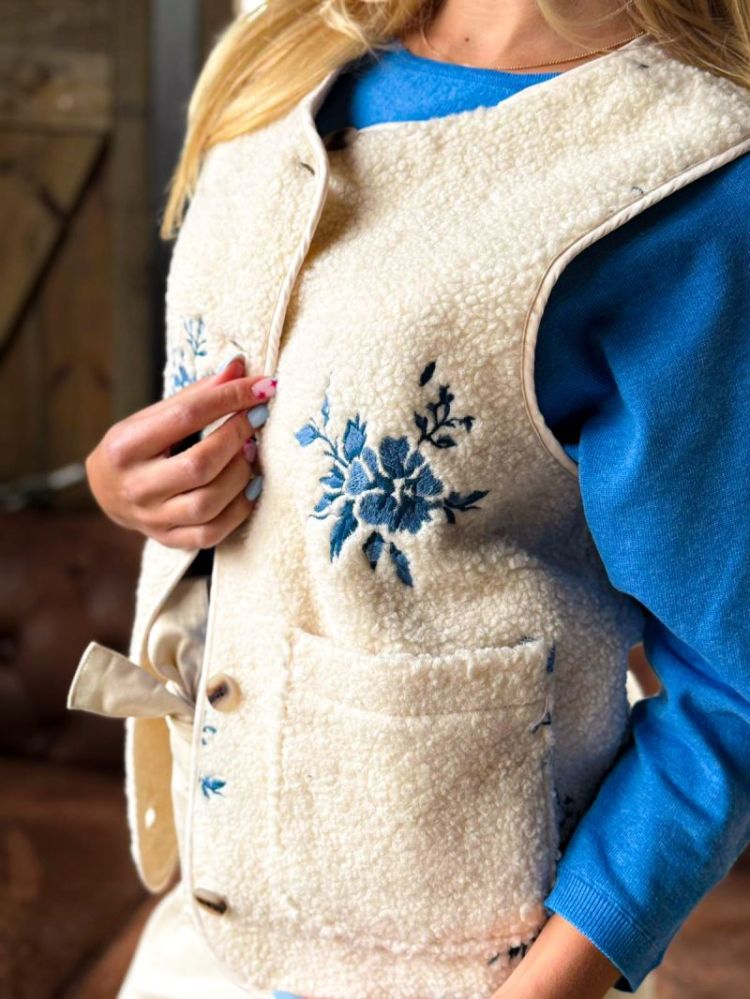 VIADA EMBROIDERY TEDDY VEST OT 177853001 Birch
