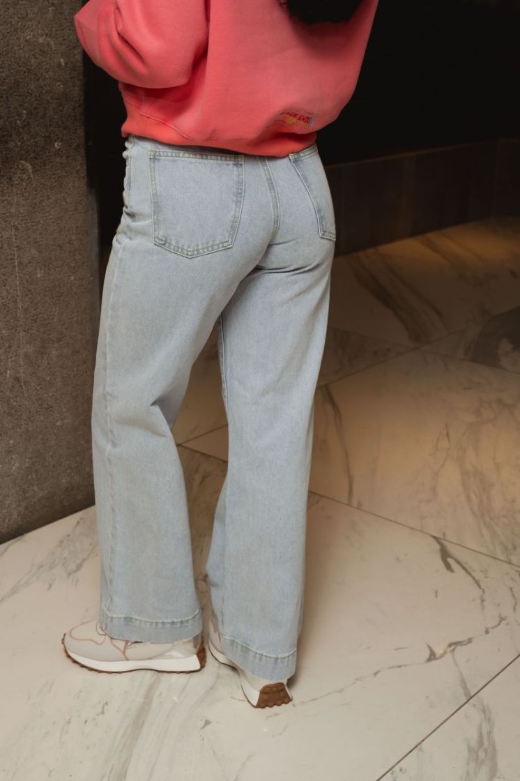  DENIM