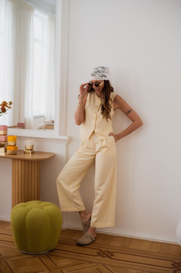 VMKIRA SL VEST TOP WVN EXP 193279 Golden H