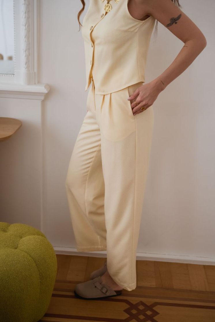 VMKIRA HW WIDE PANT WVN EXP 193279 Golden H