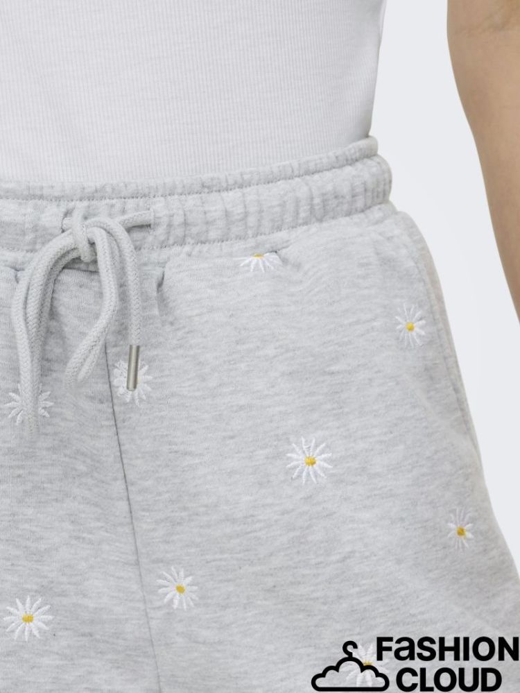ONLLUNA BERMUDA SHORTS UB SWT 179073001 Light