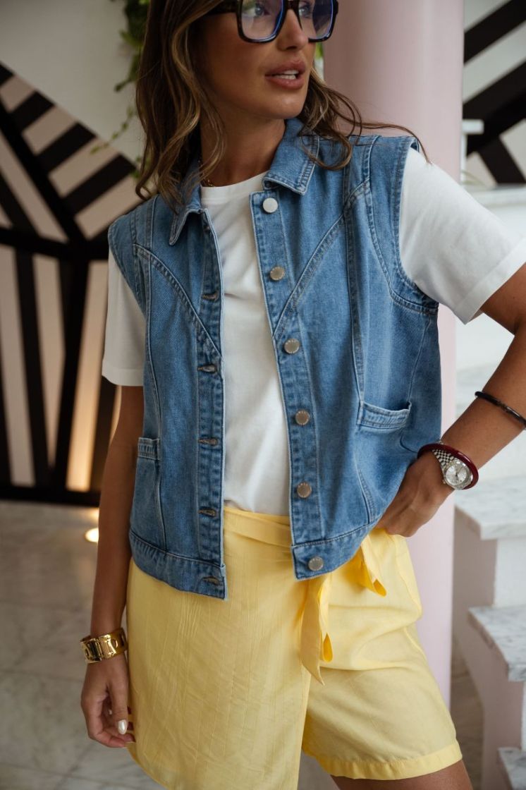 VMVIRA HW SKORT WVN 193279 Golden H