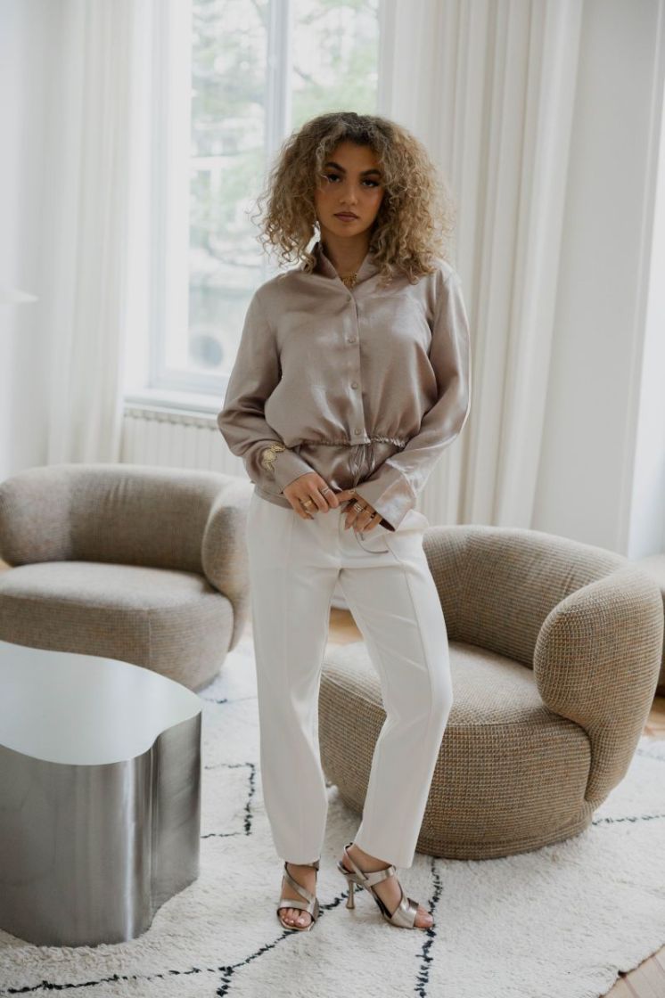 99058 CREME BEI