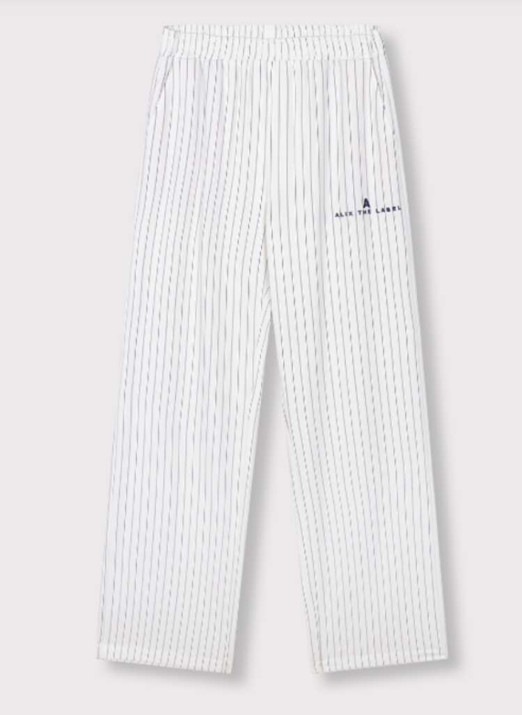  SOFT WHITE