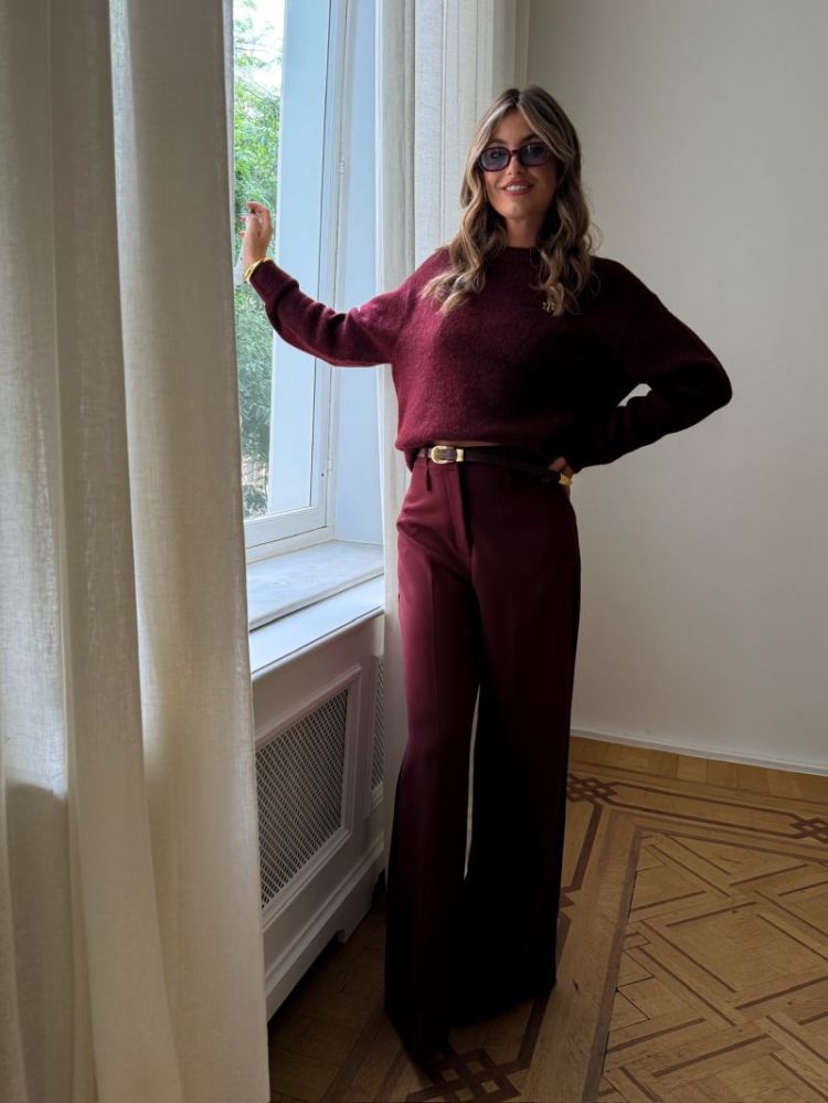  BURGUNDY