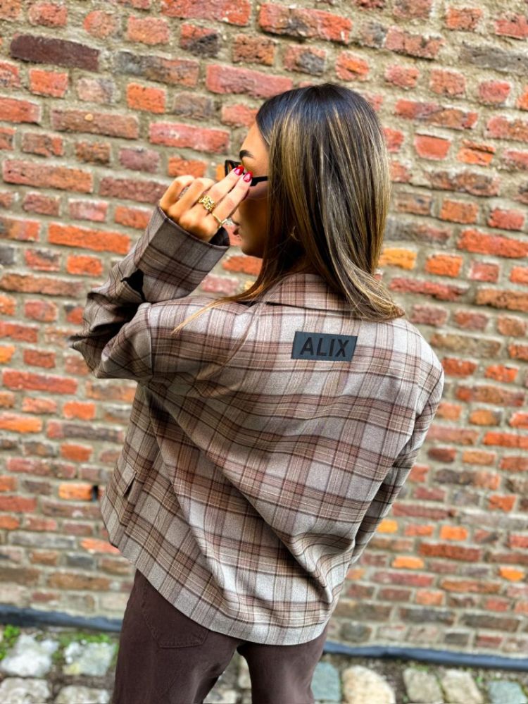  WARM BROWN