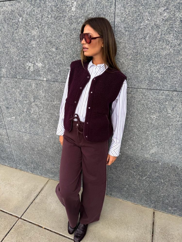 JXVERA TEDDY VEST OTW NOOS 176841 Winetast