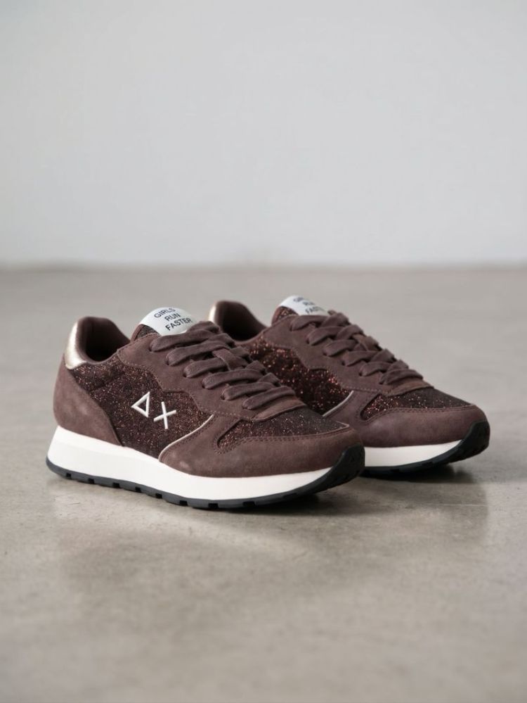  BROWN 08