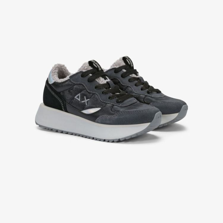  BLACK 11
