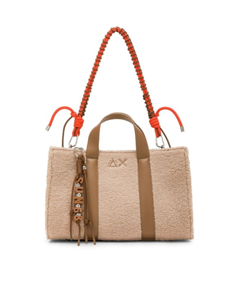  BEIGE 16