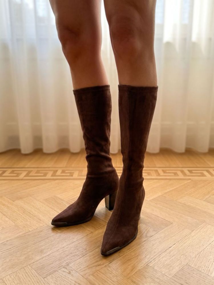  MARRON