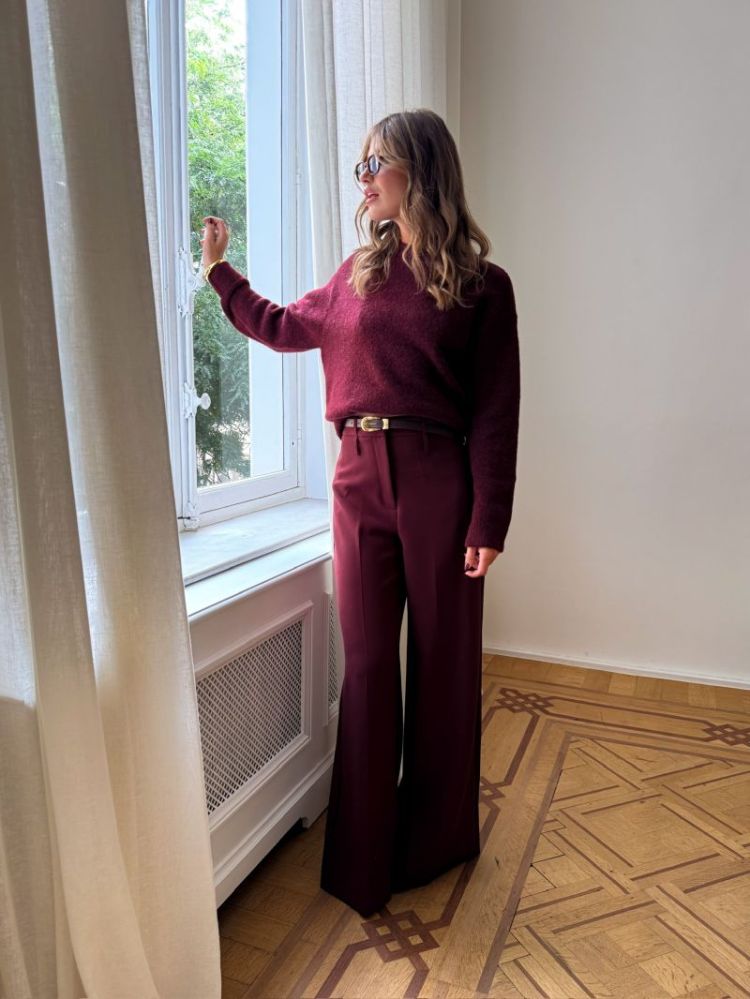  BURGUNDY
