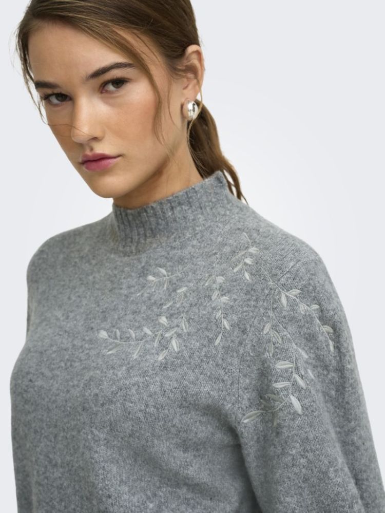 ONLBEAUTY LS HIGH NECK EMB KNT 179075002 Mediu